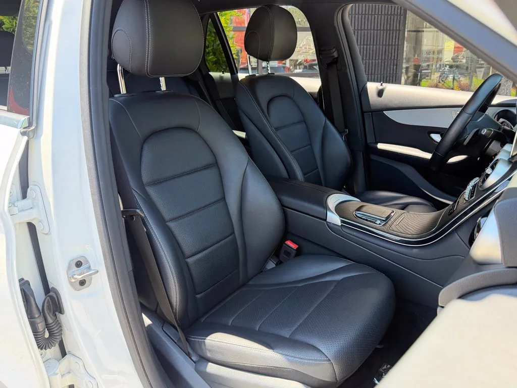 Mercedes-Benz GLC photo 34