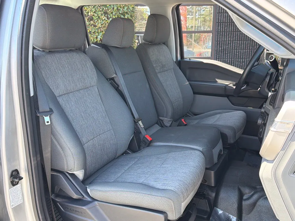 Ford F350SD photo 34