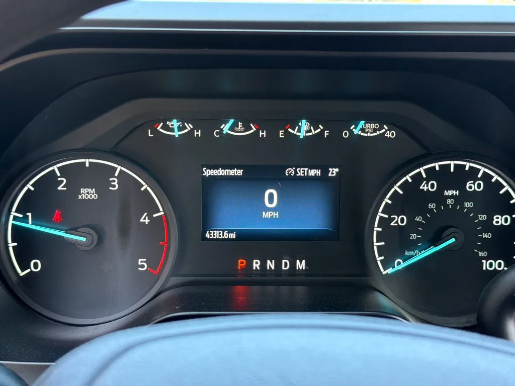 Ford F350SD photo 45