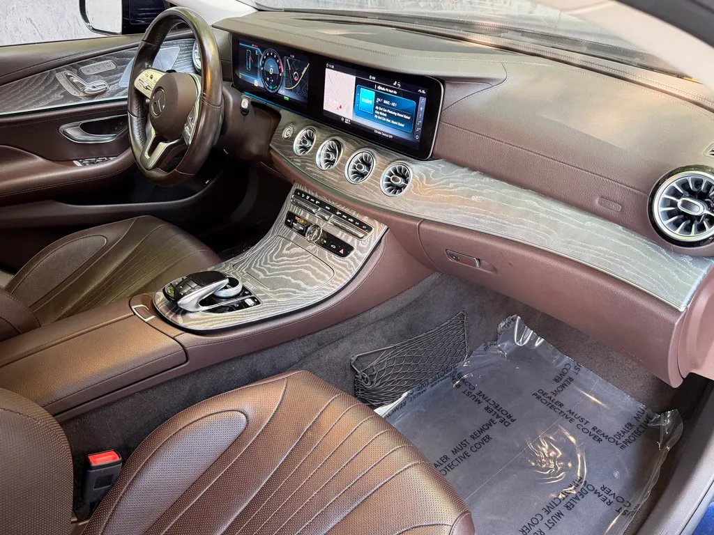 Mercedes-Benz CLS photo 32