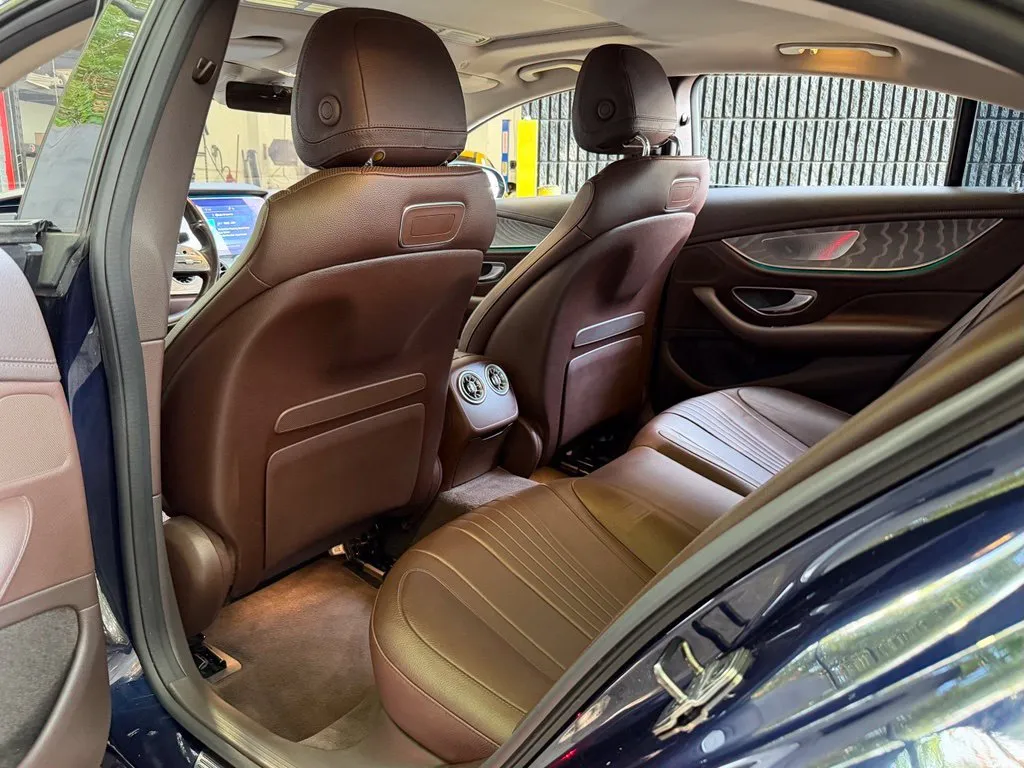 Mercedes-Benz CLS photo 30
