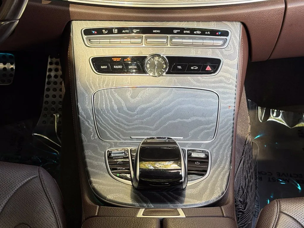Mercedes-Benz CLS photo 46