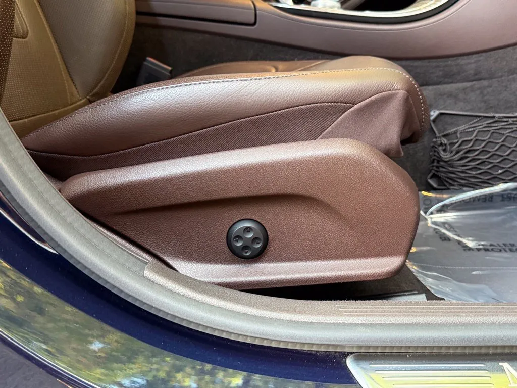 Mercedes-Benz CLS photo 35