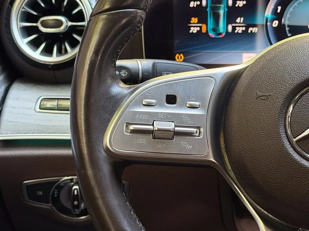 Mercedes-Benz CLS photo 42