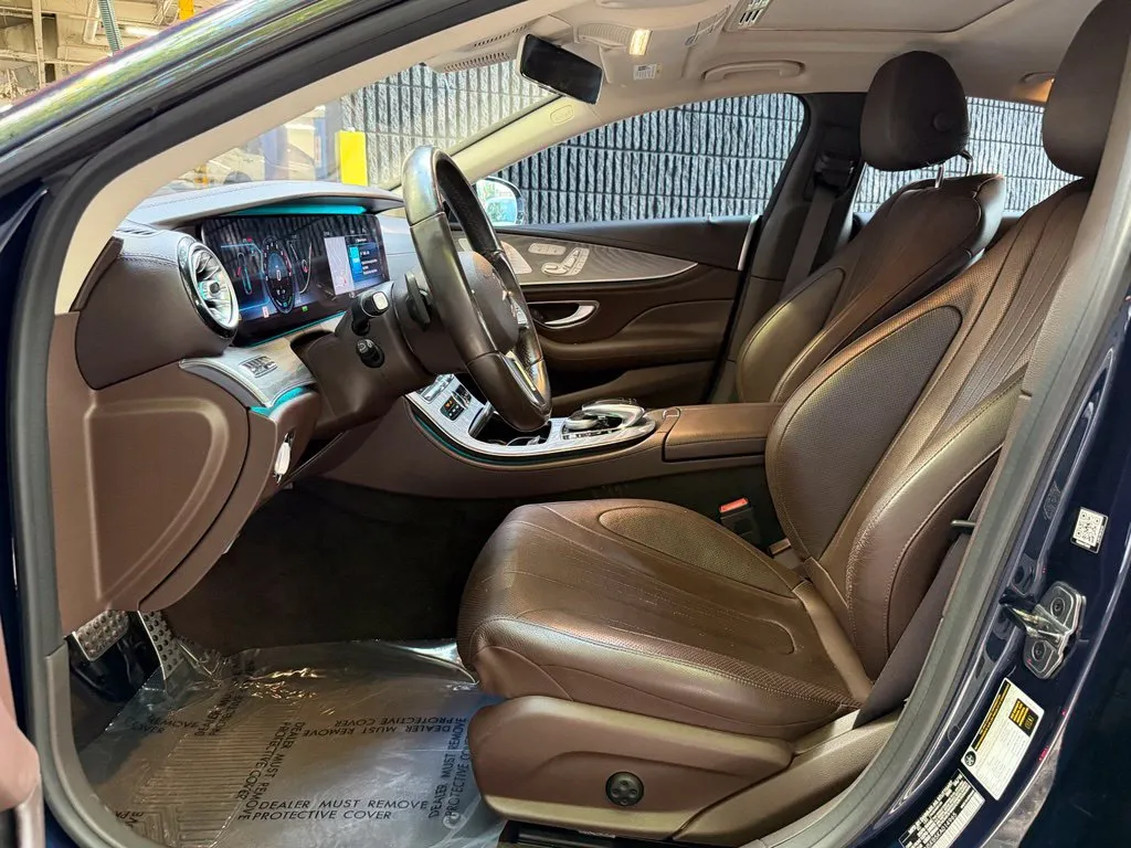 Mercedes-Benz CLS photo 24