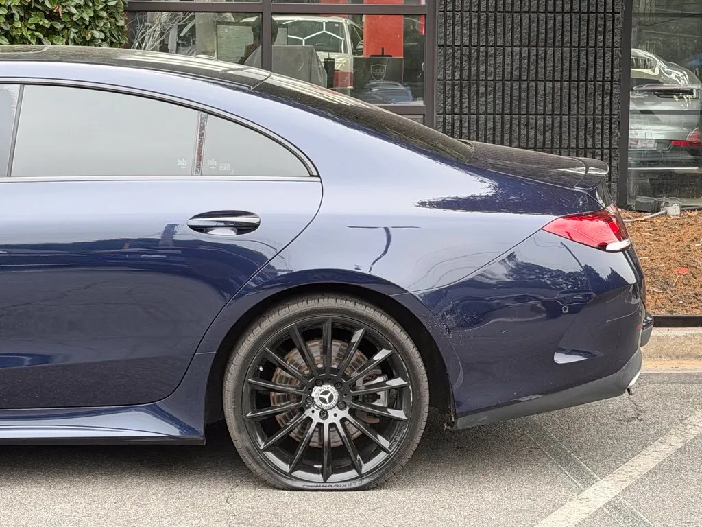 Mercedes-Benz CLS photo 11