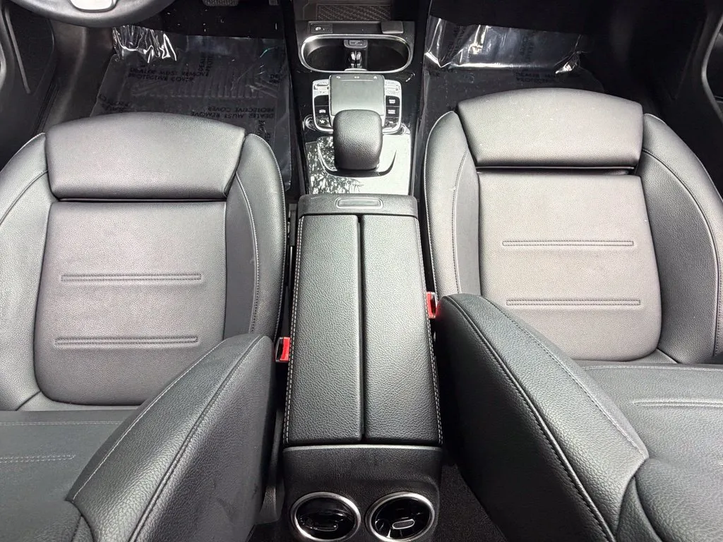Mercedes-Benz CLA photo 49