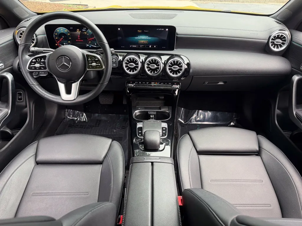 Mercedes-Benz CLA photo 40