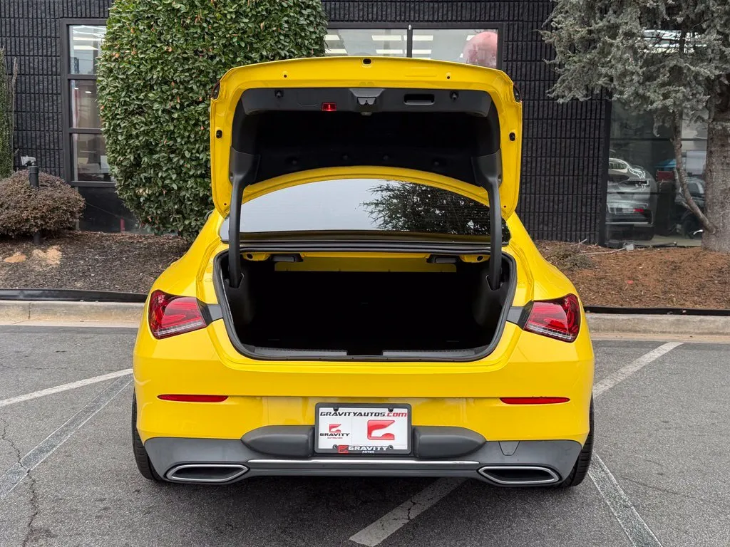 Mercedes-Benz CLA photo 17