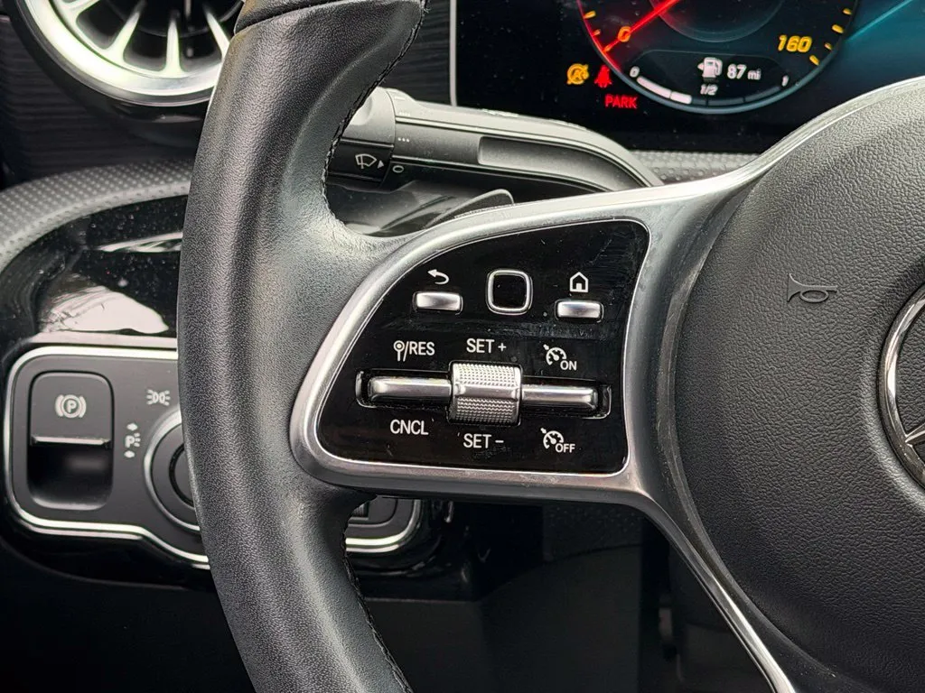 Mercedes-Benz CLA photo 44