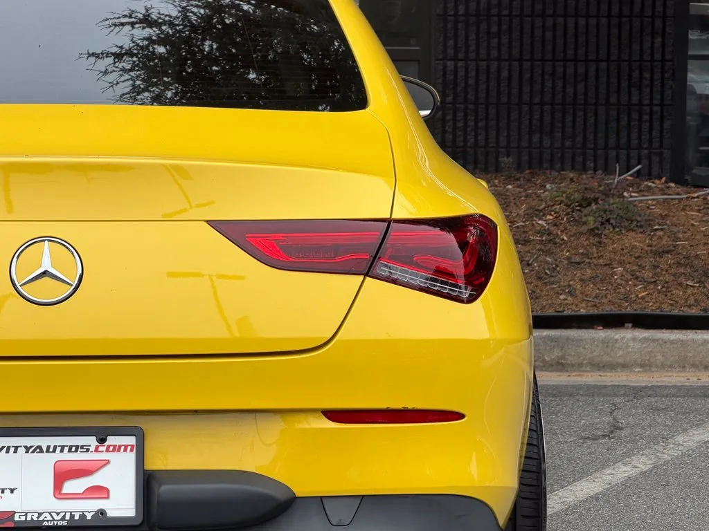 Mercedes-Benz CLA photo 16