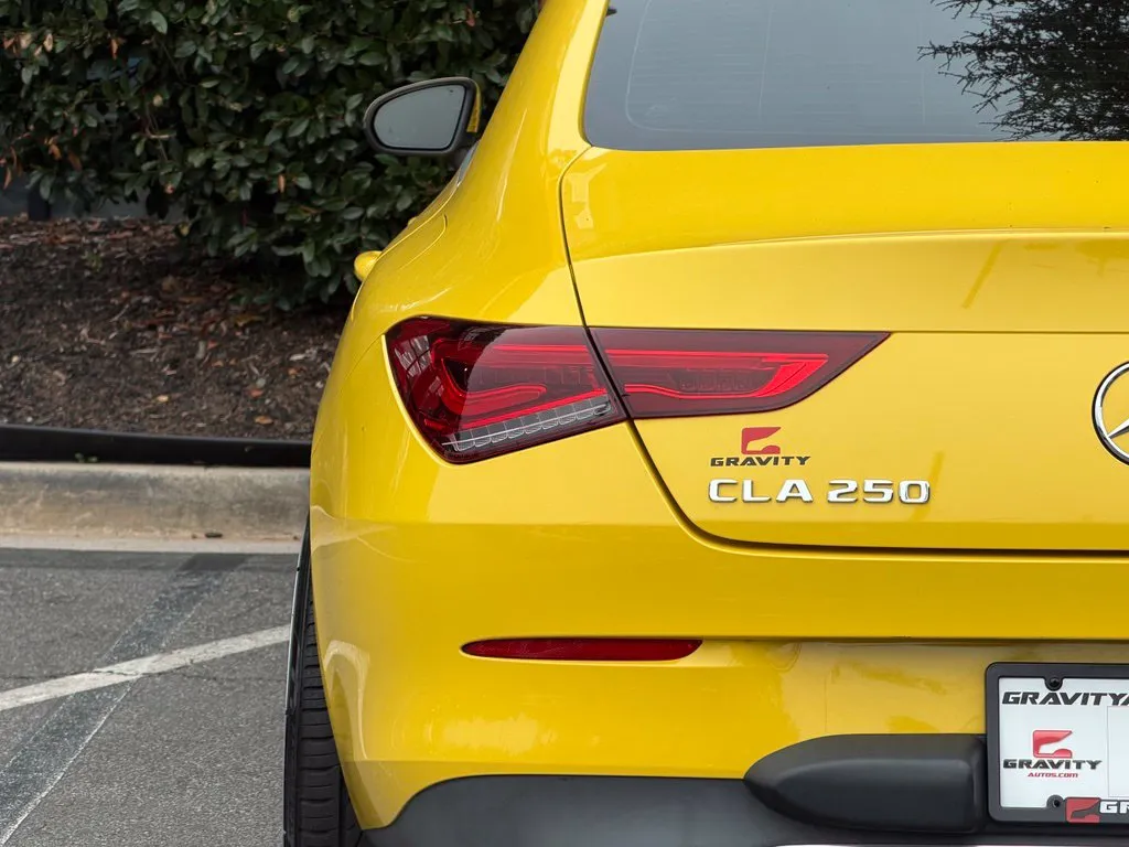 Mercedes-Benz CLA photo 15