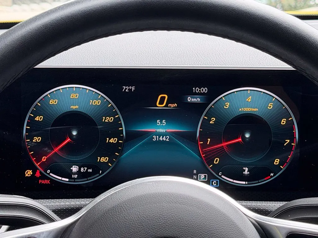 Mercedes-Benz CLA photo 46
