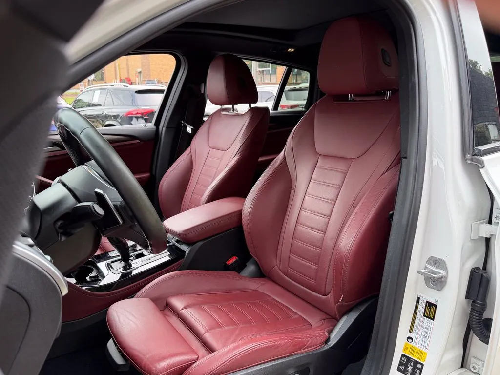 BMW X4 photo 24