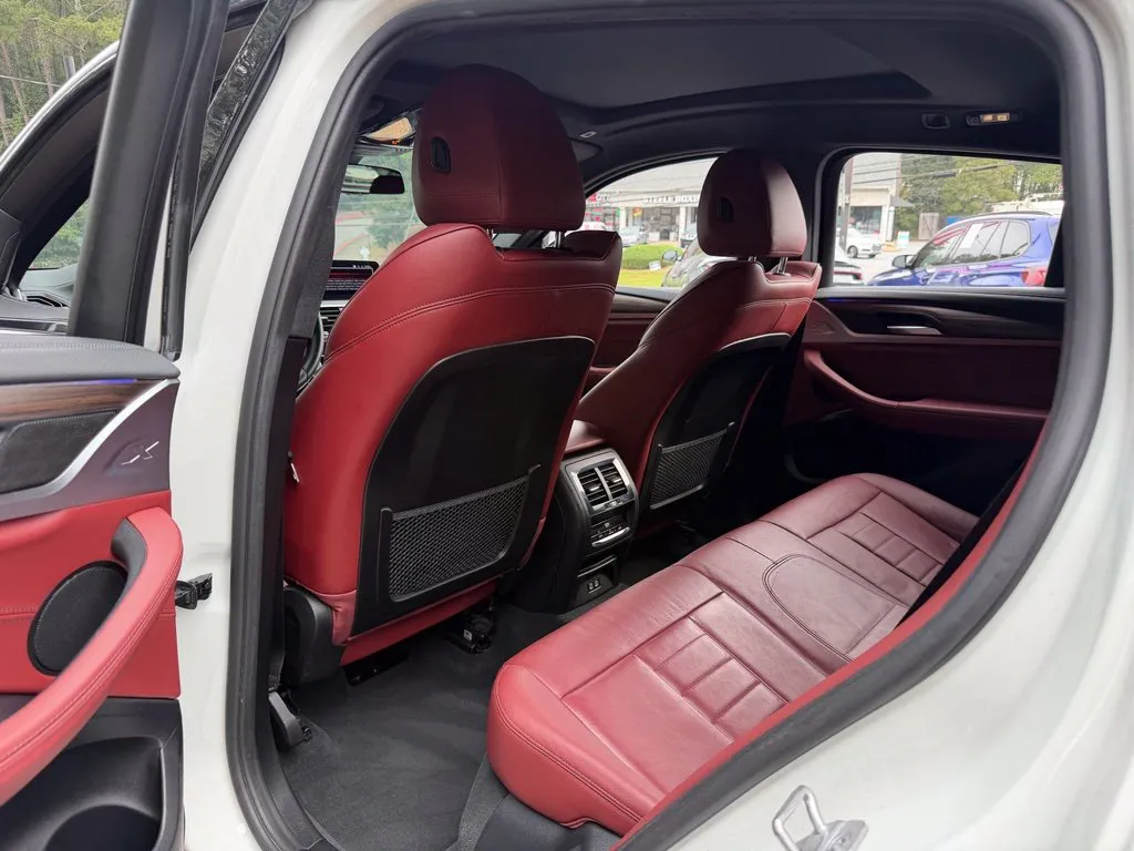 BMW X4 photo 29