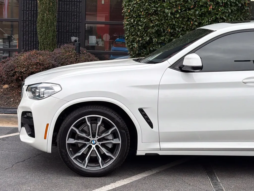 BMW X4 photo 10