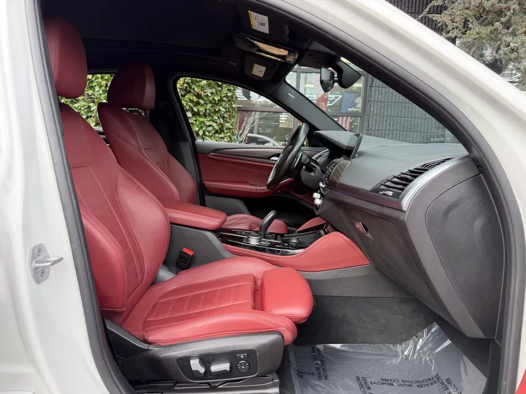 BMW X4 photo 32