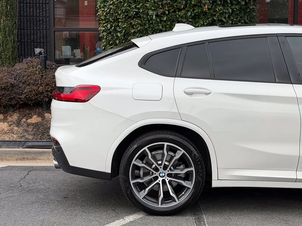 BMW X4 photo 20