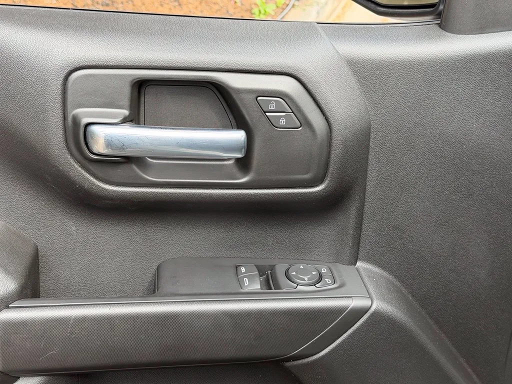 GMC Sierra photo 29