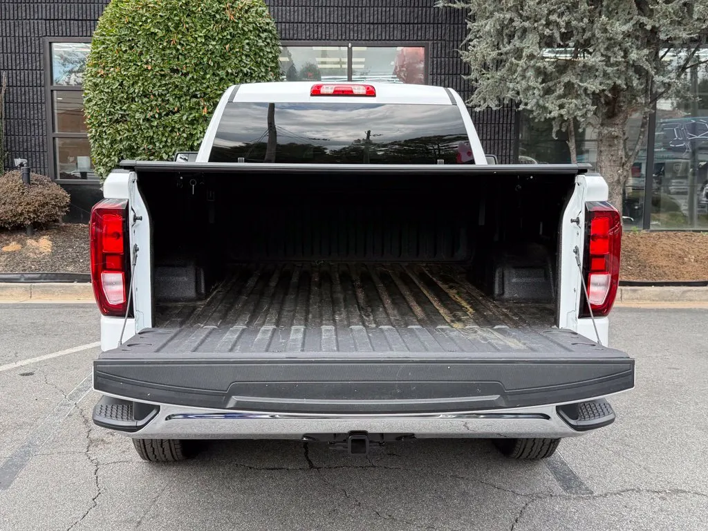 GMC Sierra photo 17