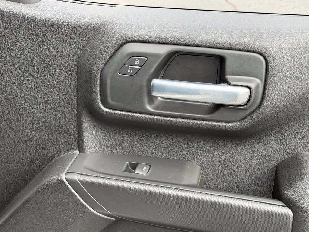 GMC Sierra photo 34