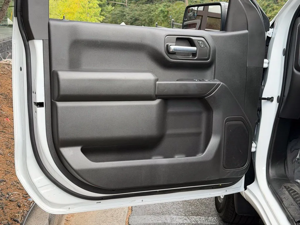GMC Sierra photo 28