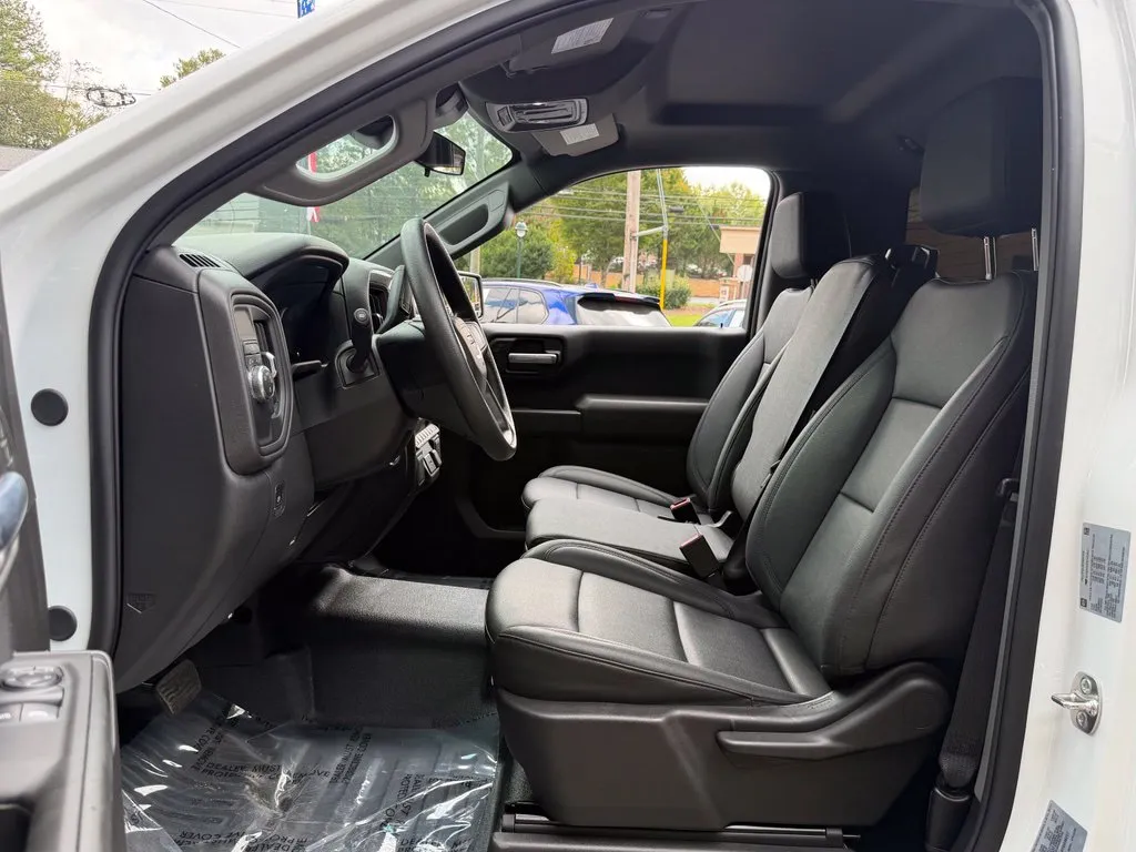 GMC Sierra photo 25