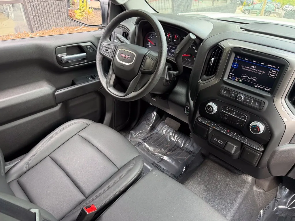 GMC Sierra photo 36