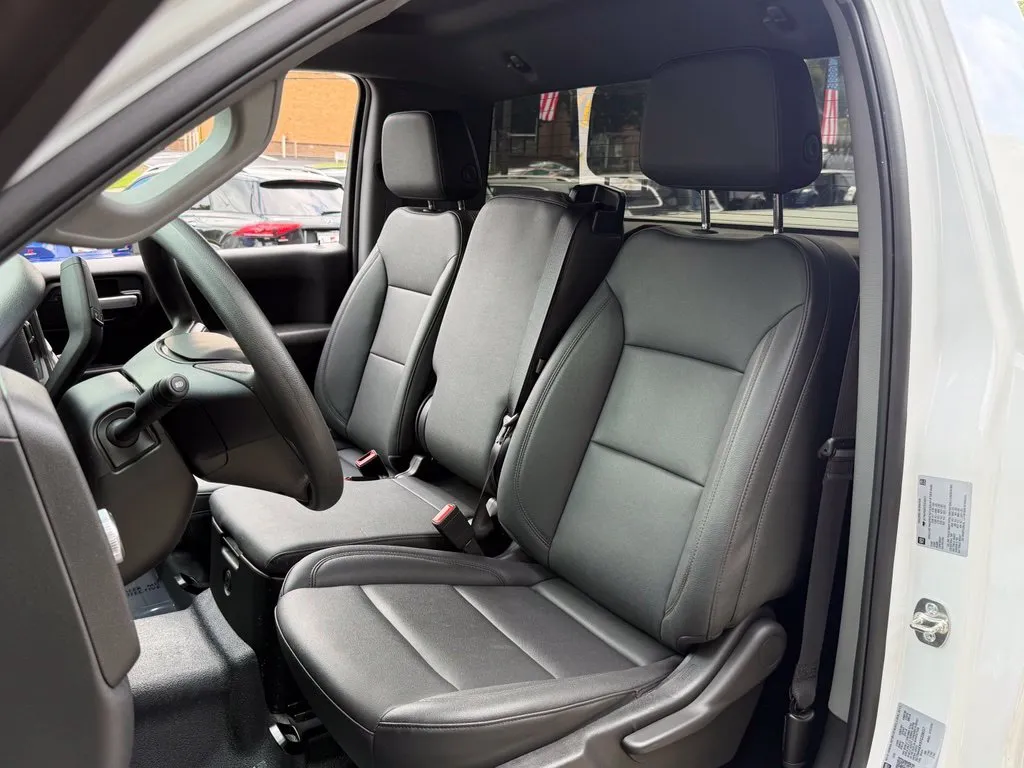 GMC Sierra photo 26
