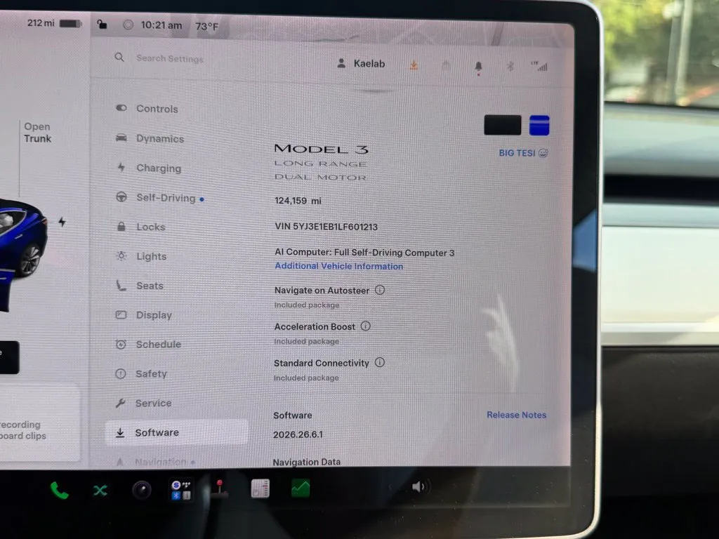 Tesla Model 3 photo 50