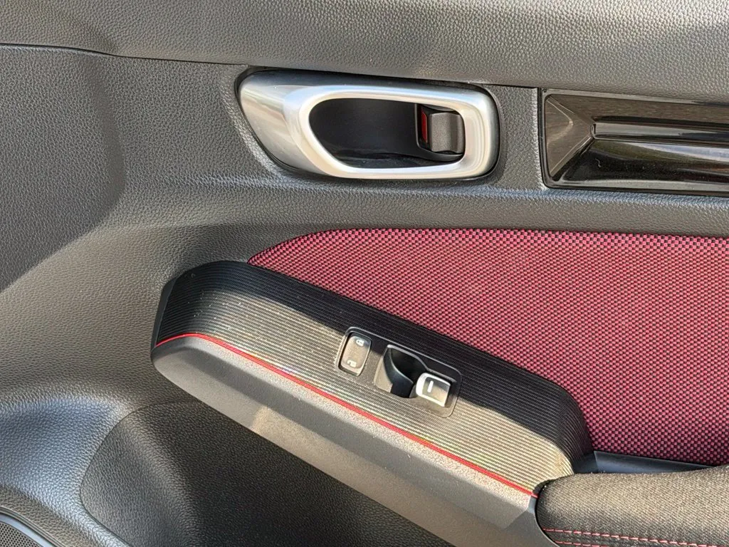 Honda Civic Si photo 35