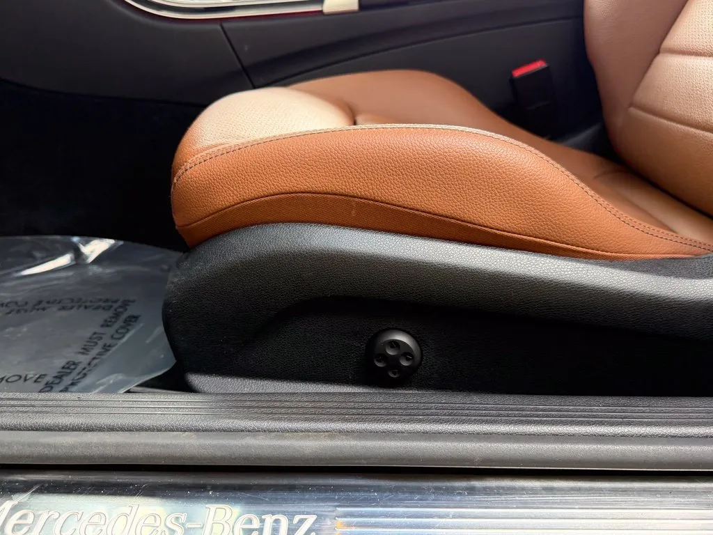 Mercedes-Benz C-Class photo 27