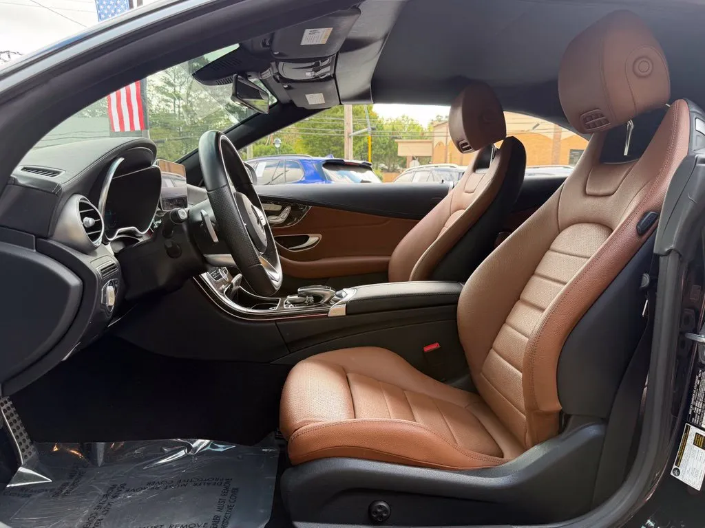 Mercedes-Benz C-Class photo 25