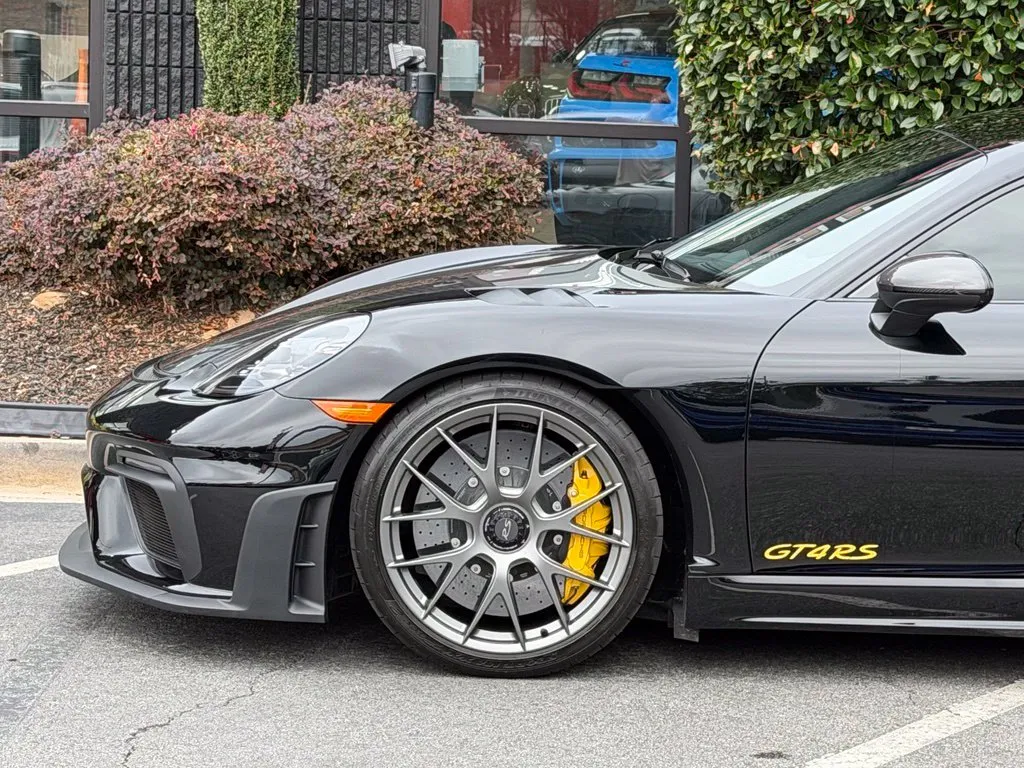 Porsche 718 Cayman photo 10