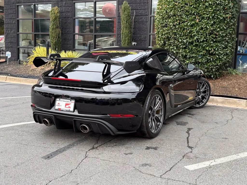 Porsche 718 Cayman photo 12