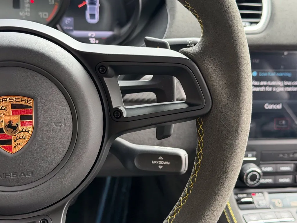 Porsche 718 Cayman photo 41