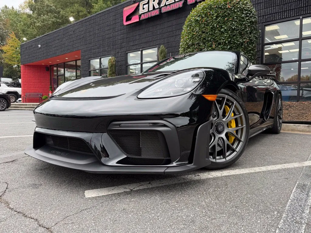 Porsche 718 Cayman photo 2