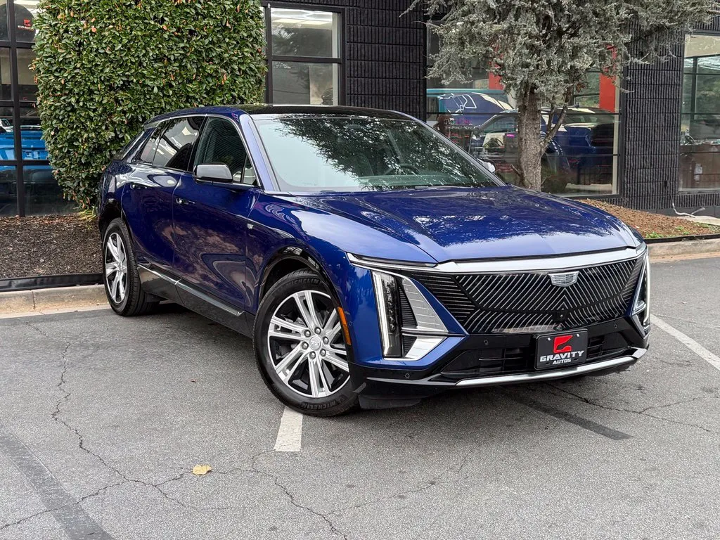Cadillac Lyriq photo 7