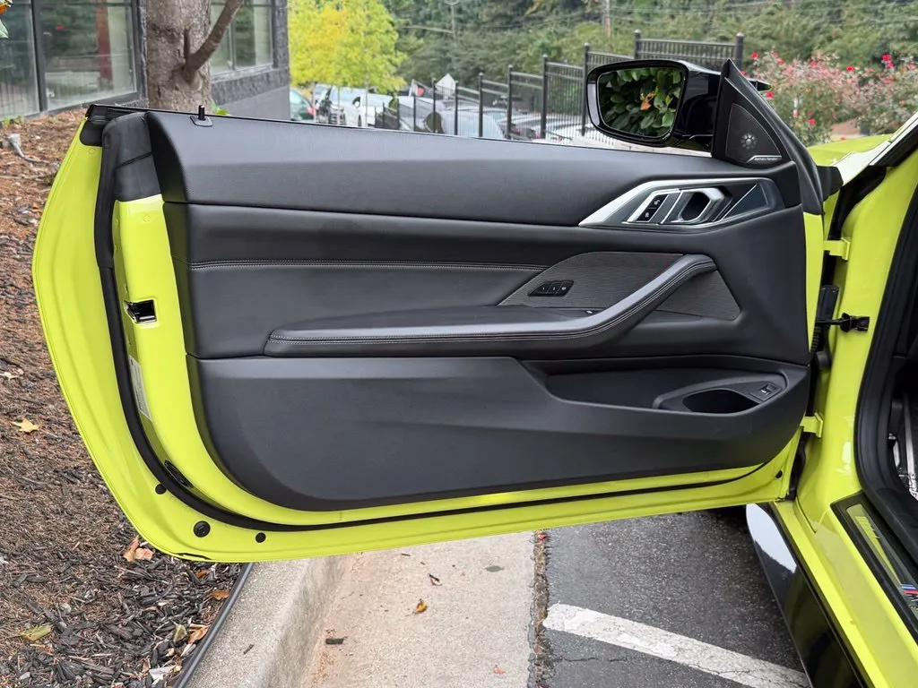 BMW M4 photo 29