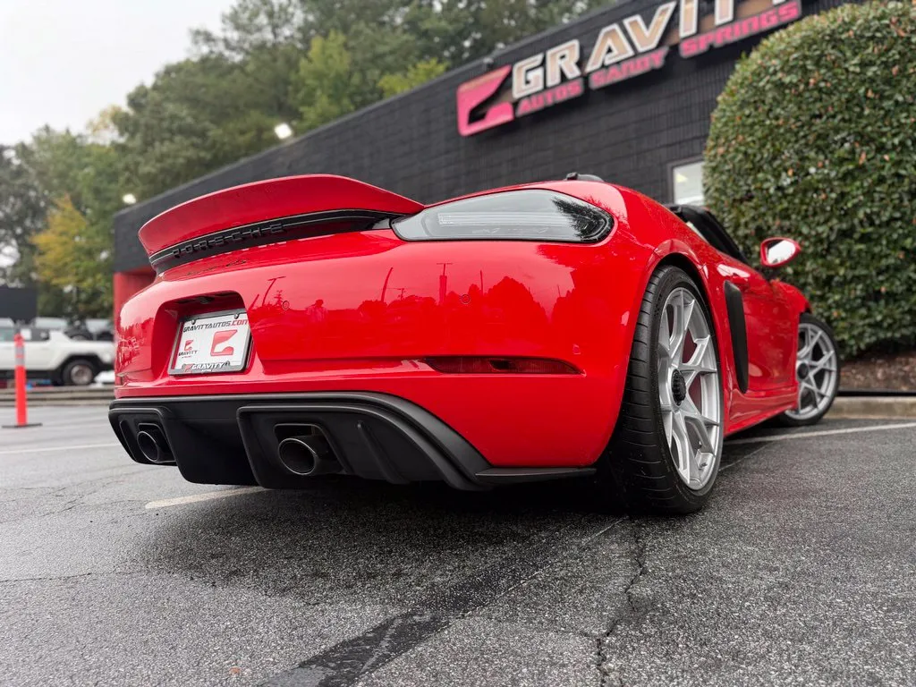 Porsche 718 Spyder photo 13