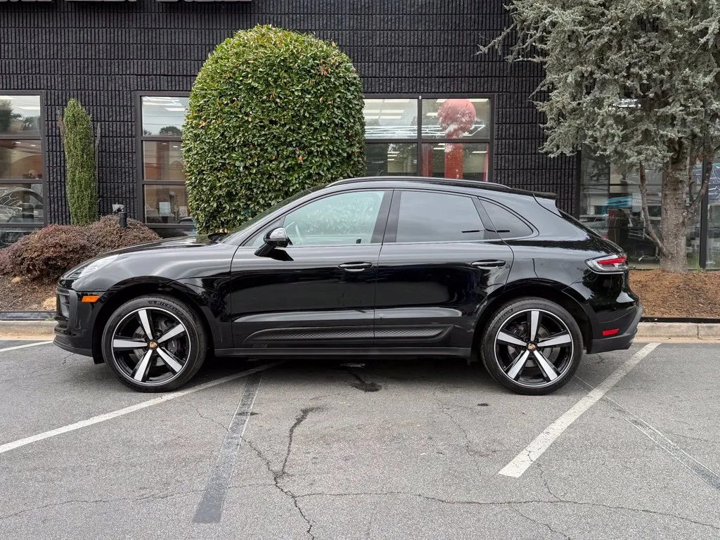 Porsche Macan photo 9