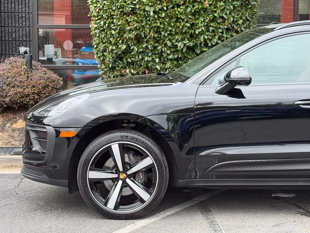 Porsche Macan photo 10
