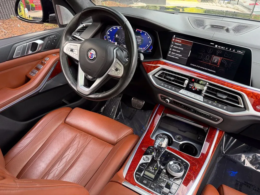 BMW X7 photo 43
