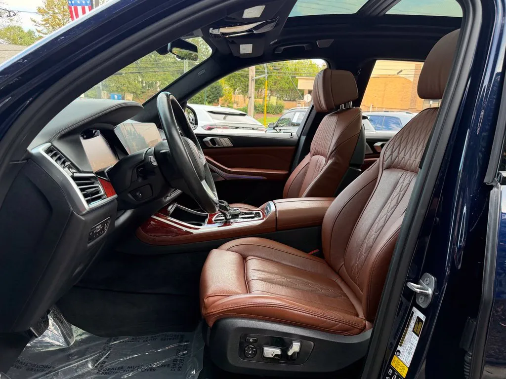 BMW X7 photo 25