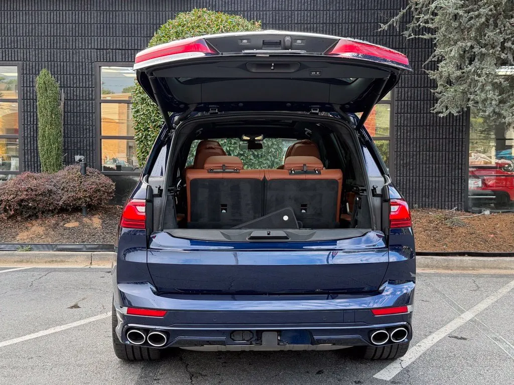 BMW X7 photo 17
