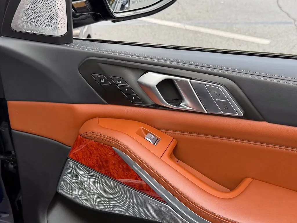 BMW X7 photo 39