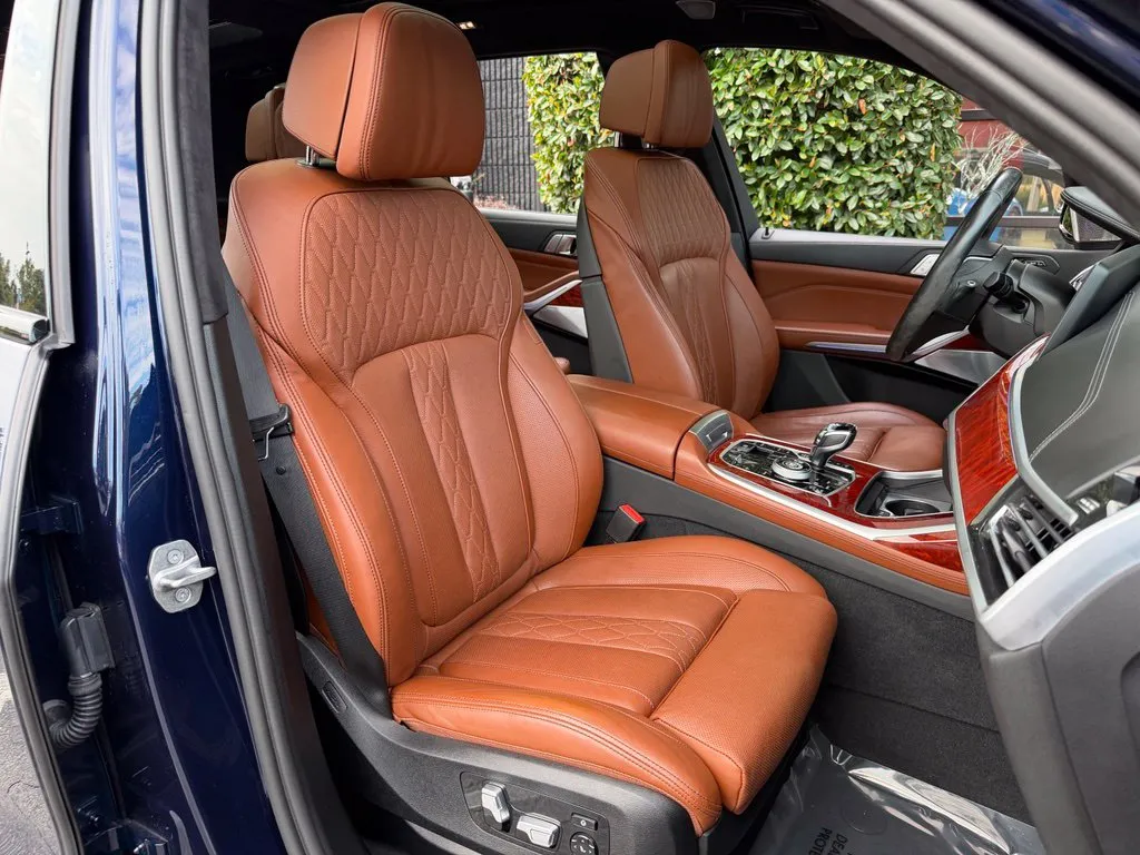 BMW X7 photo 36