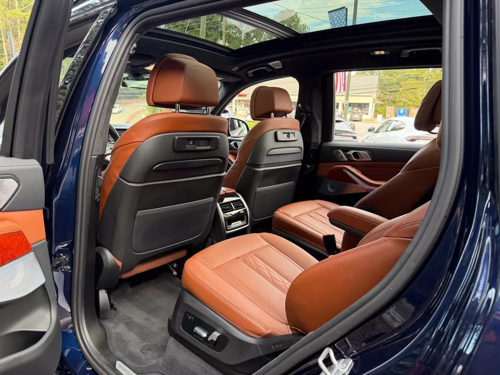 BMW X7 photo 31