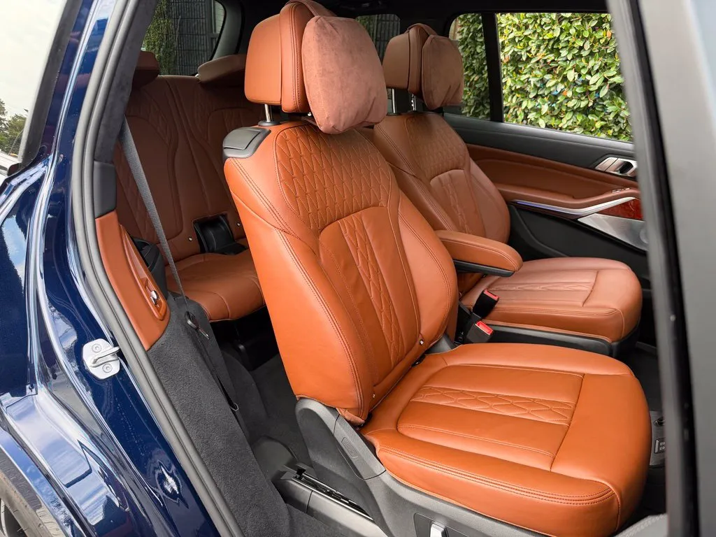 BMW X7 photo 41