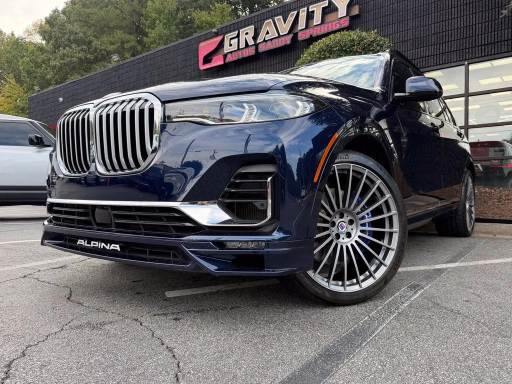 BMW X7 photo 2